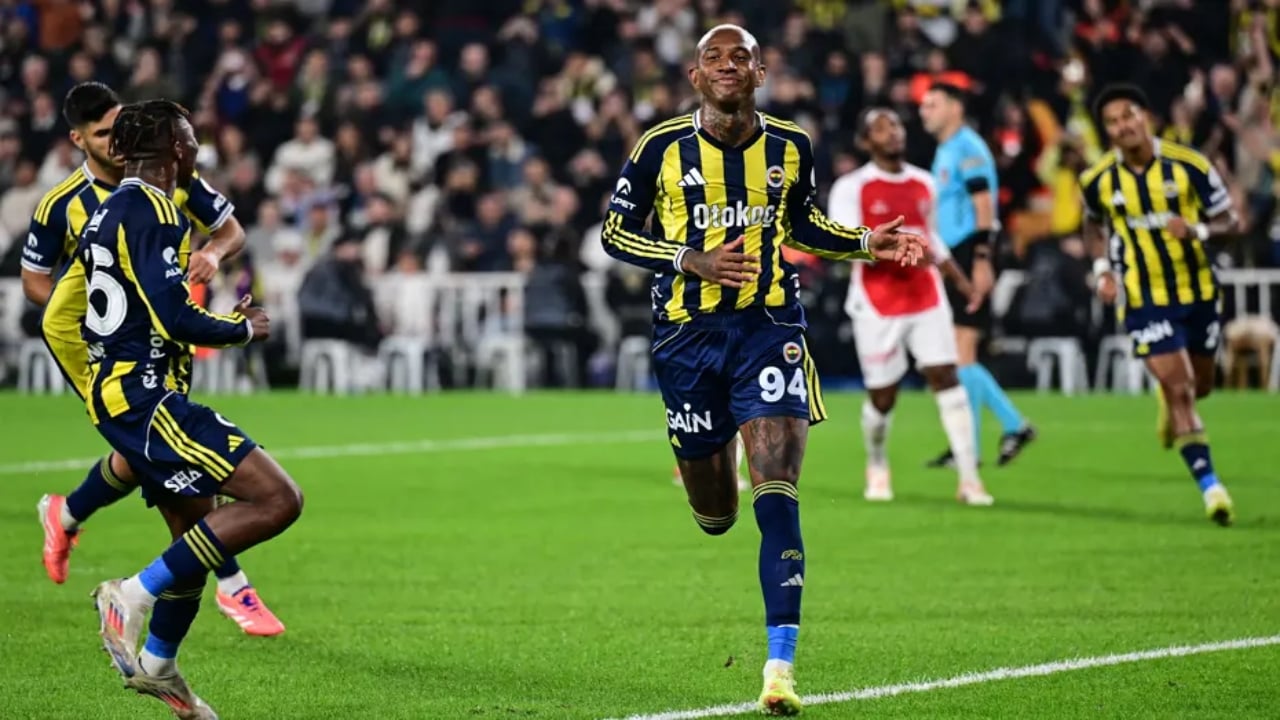 Foto - Nihat Kahveci çileden çıktı! Tansiyonu bir türlü inmiyor