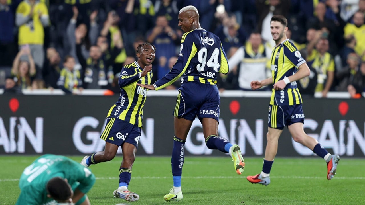 Foto - Nihat Kahveci çileden çıktı! Tansiyonu bir türlü inmiyor