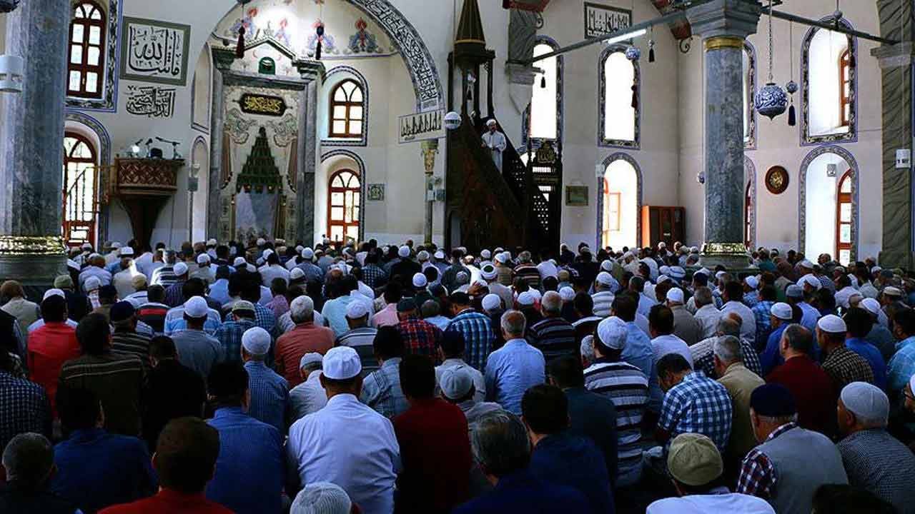 Foto - ‘Nikâhın en hayırlısı en kolay olanıdır!’ Cuma hutbesinde aileye vurgu