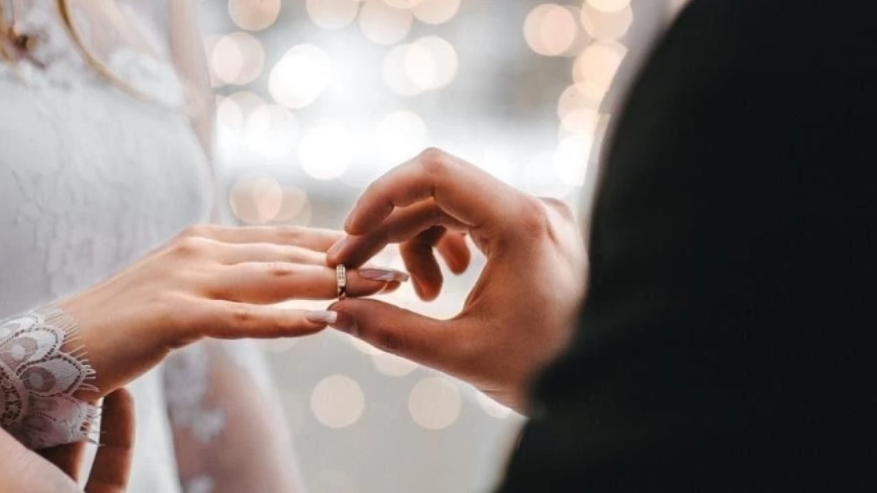 Foto - Nişan sürecinde ‘ebeveyn’ krizi! Dengeyi koruyamayana dev tazminat