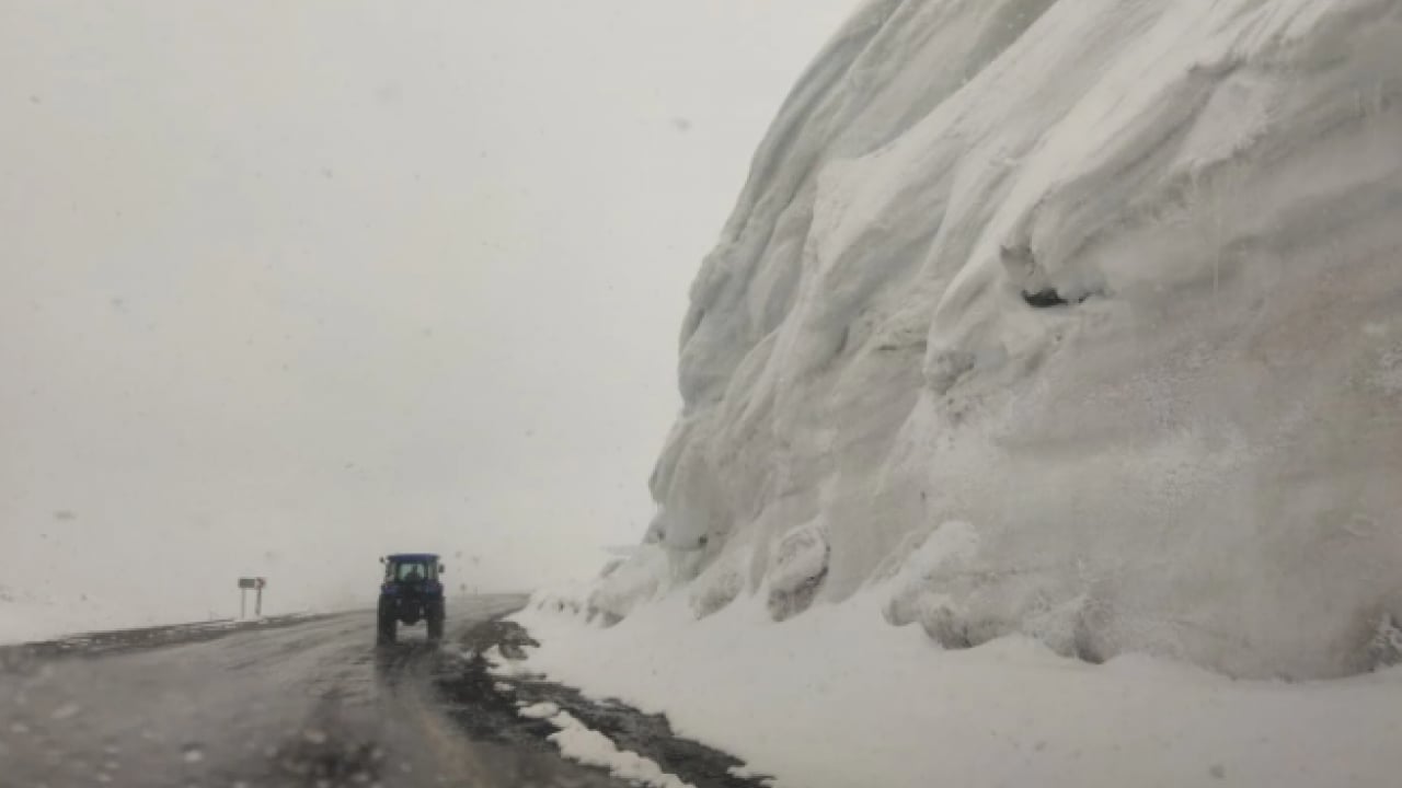 Foto - Nisan’da kış geri döndü! Her yer beyaza büründü