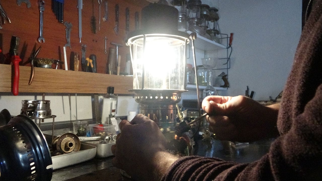 Foto - Nostalji arayanların adresi! Çocukluk merakı 33 yıl sonra mesleğe döndü