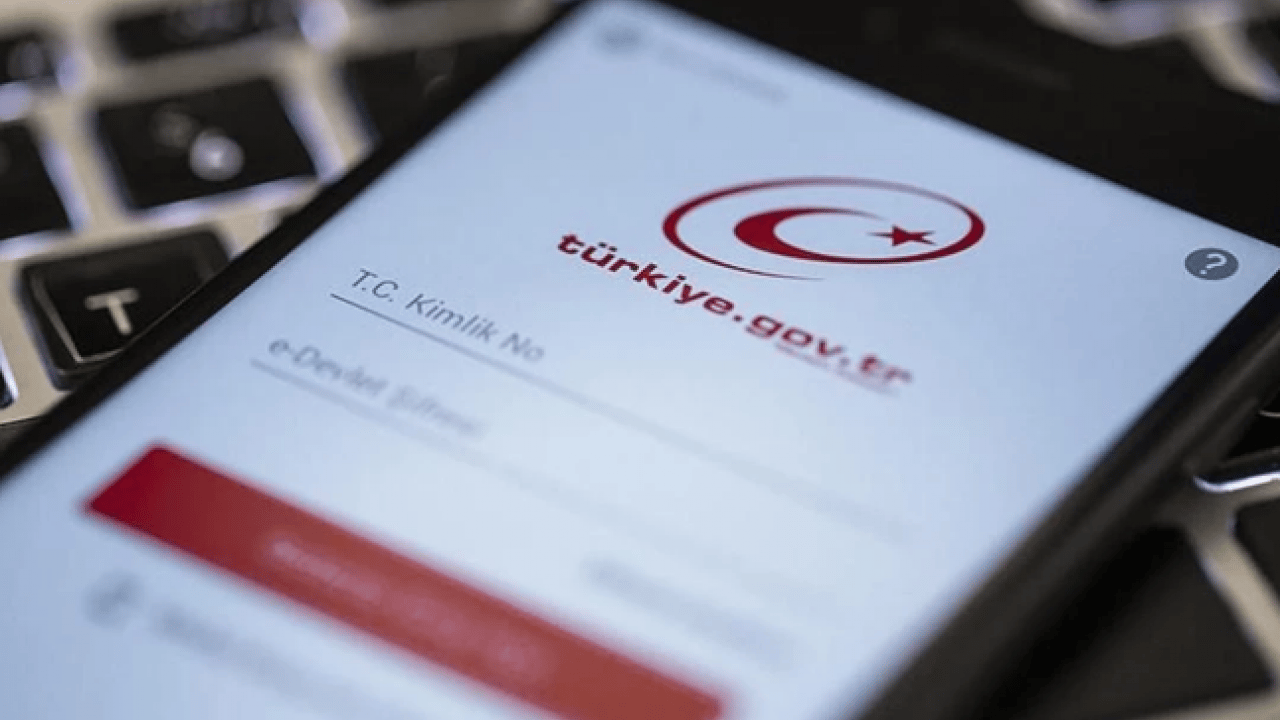Foto - Nüfus hizmetlerinde dijital devrim: 2025 yılında e-Devlet rekoru! 158 milyona yakın işlem yapıldı