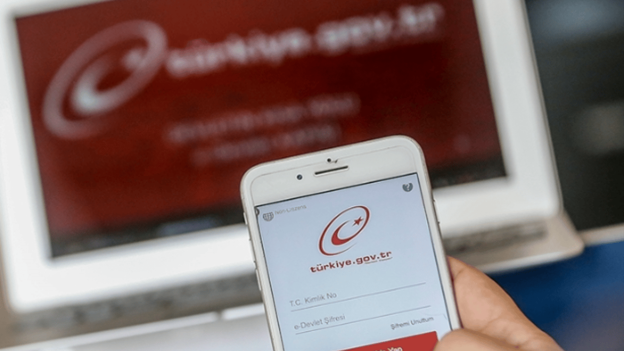 Foto - Nüfus hizmetlerinde dijital devrim: 2025 yılında e-Devlet rekoru! 158 milyona yakın işlem yapıldı