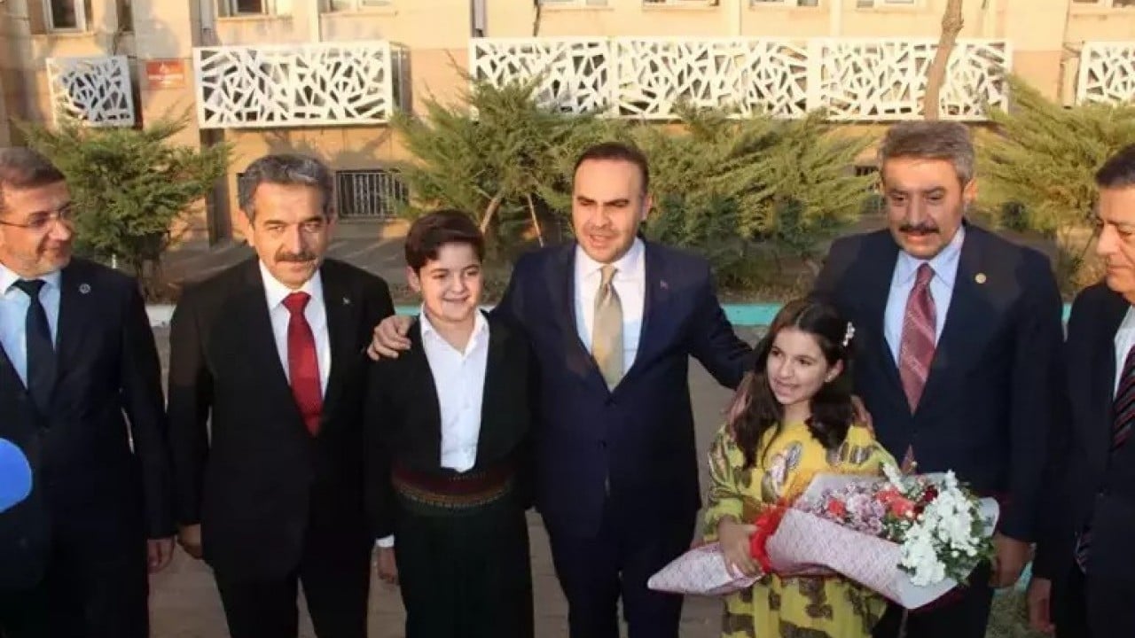 Foto - 'O dağdan az önce bilgi aldık' diyerek Türkiye'ye duyurdu: Büyük petrol müjdesi