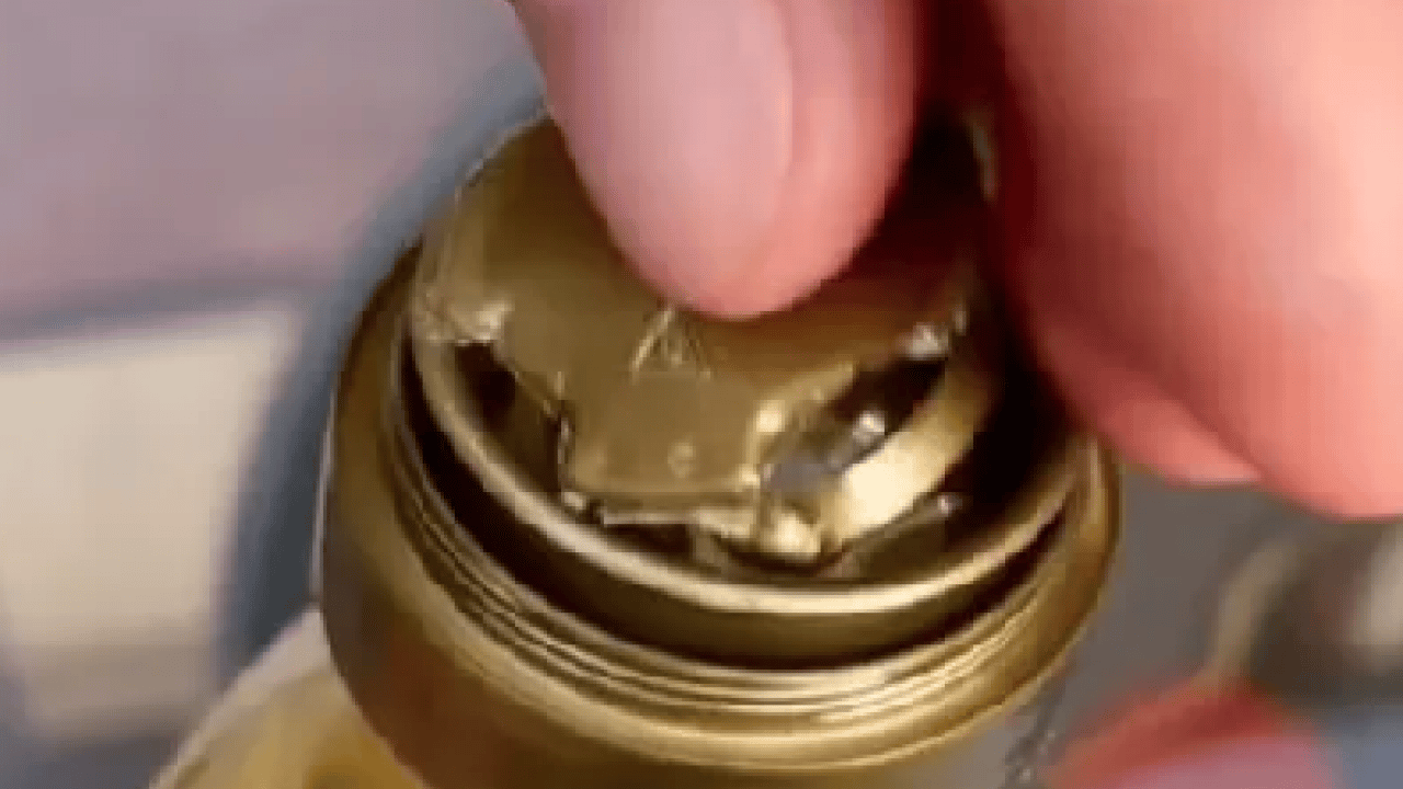 Foto - O detay çok şaşırtıcı ama yine de... Zeytinyağı şişesindeki bu parça meğer o görevi görüyormuş!