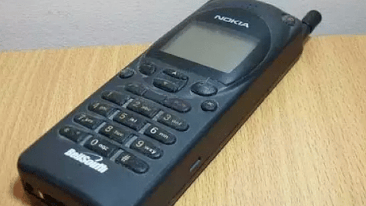 Foto - O eski telefonlar 'küçük bir servet' değerinde! Artık herkesin elinde, yoğun talep yaşanıyor! Çöpe atmayın