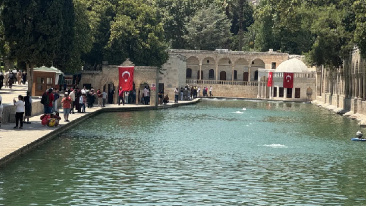 Foto - O ilimiz resmen kavuruluyor: Sıcaklık 45 dereceye çıktı!