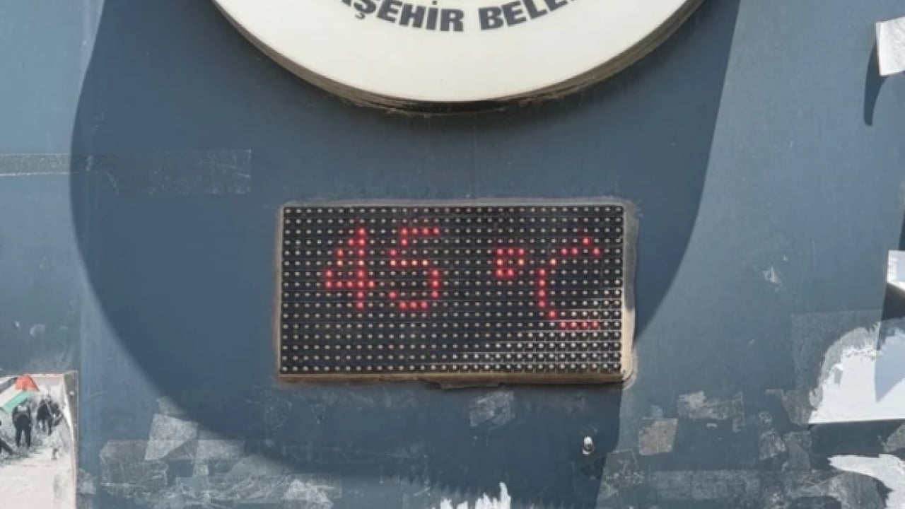 Foto - O ilimiz resmen kavuruluyor: Sıcaklık 45 dereceye çıktı!