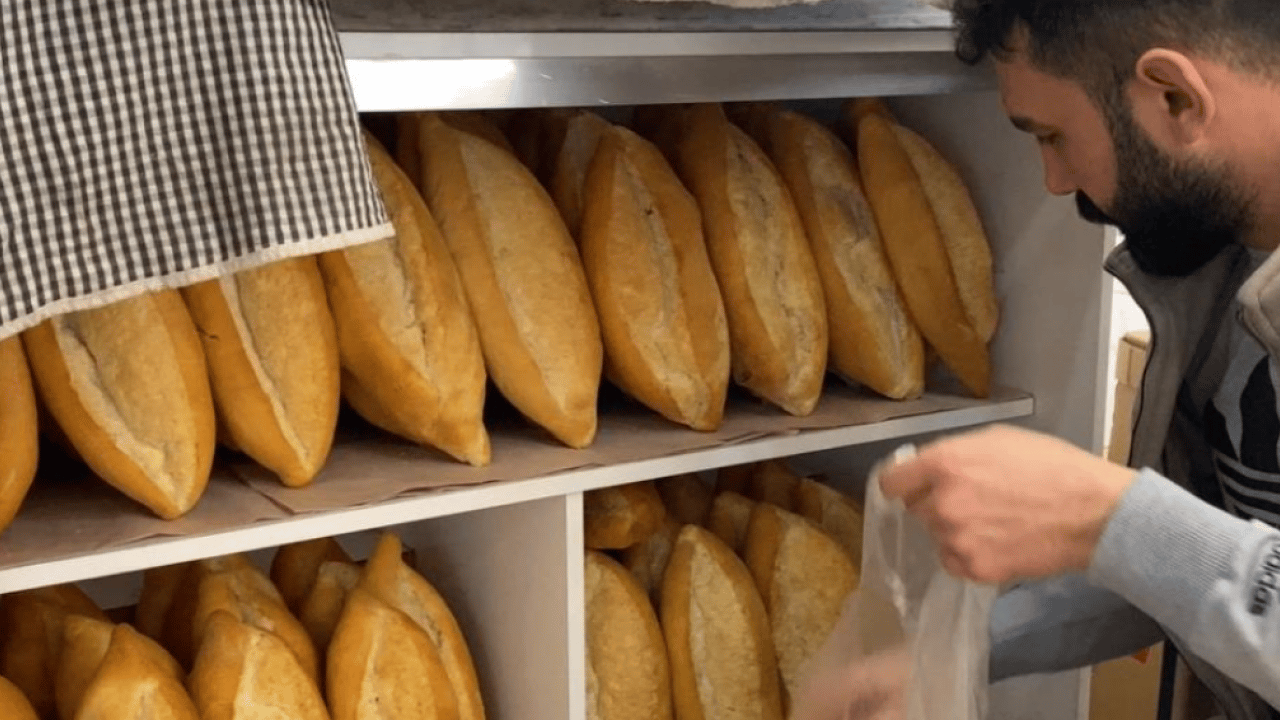 Foto - O ilimizde ekmeğe zam geldi