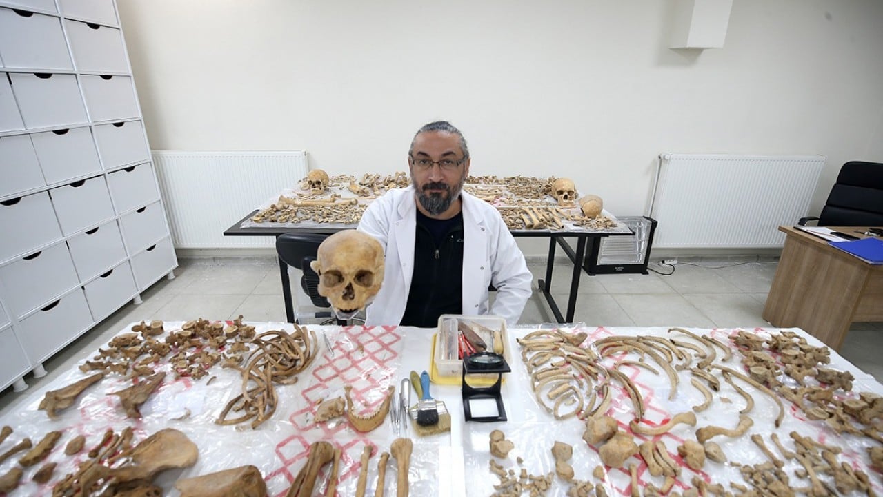 Foto - O ilimizde fışkıran tarih gün yüzüne çıkarılıyor: 72 insan iskeleti masaya yatırıldı…