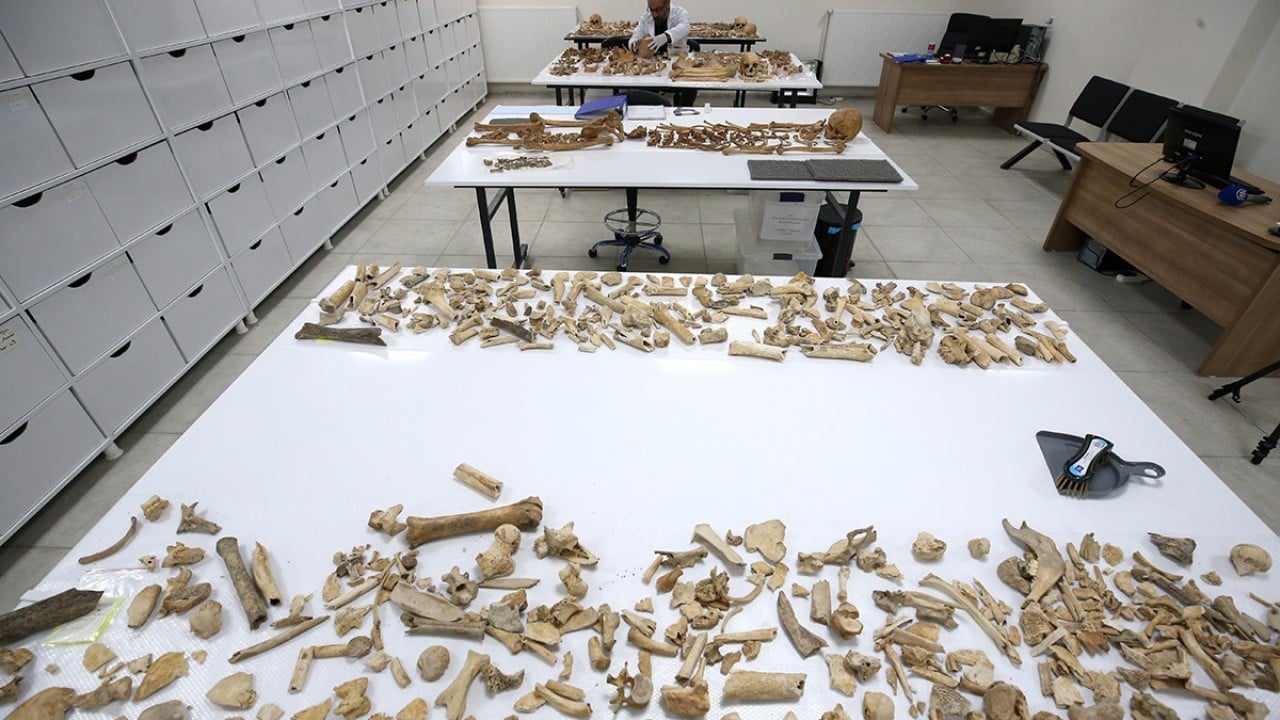 Foto - O ilimizde fışkıran tarih gün yüzüne çıkarılıyor: 72 insan iskeleti masaya yatırıldı…