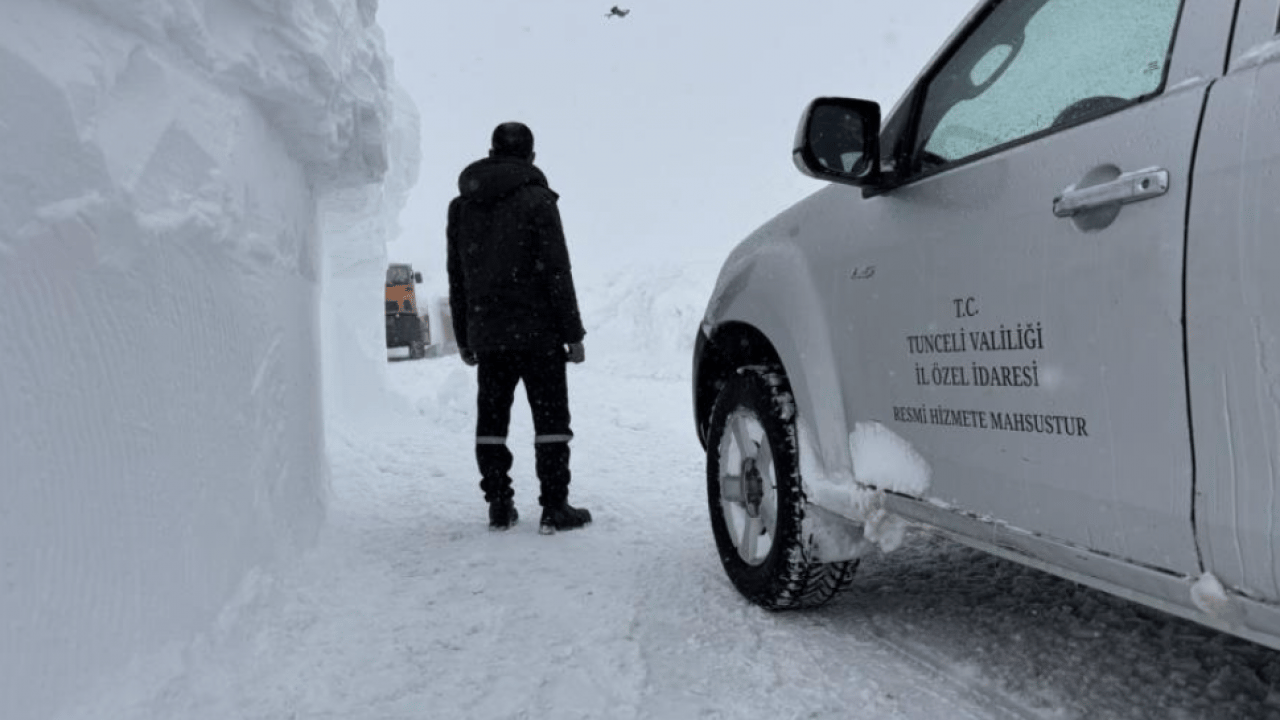 Foto - O ilimizde kar kalınlığı 3.5 metreyi buldu