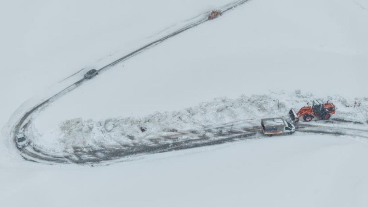 Foto - O ilimizde kar ve tipi hayatı durdurdu! Mahsur kalan 50 kişi kurtarıldı