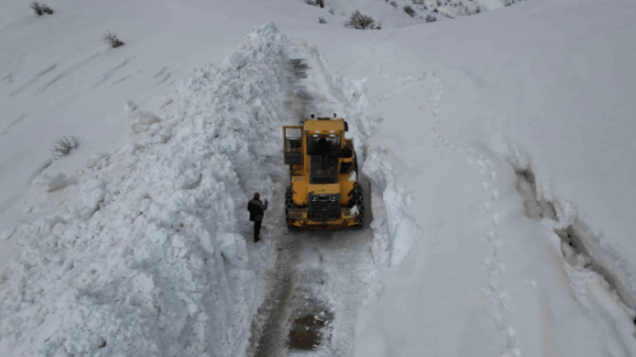 O ilimizde şaşırtan görüntü! Kar kalınlığı 5 metreyi buldu