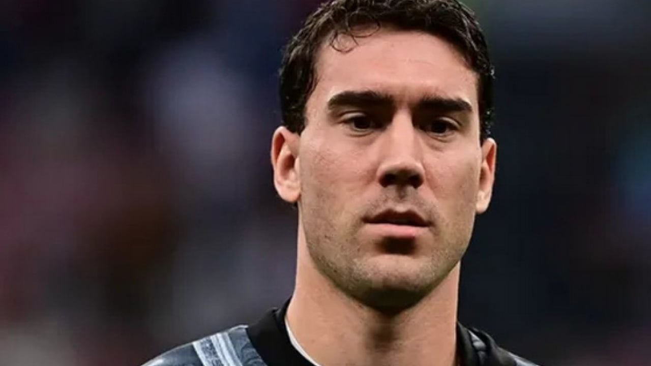 O isimden sürpriz Türkiye kararı: Fazla naz aşık usandırdı: Beşiktaş Vlahovic'ten sıkıldı!