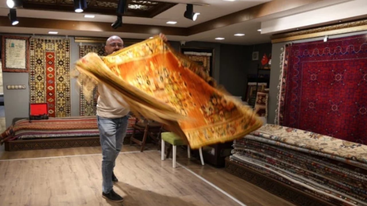 Foto - O kadar değerli ki sermeye kıyamıyor! Hepsini kasada saklıyor!