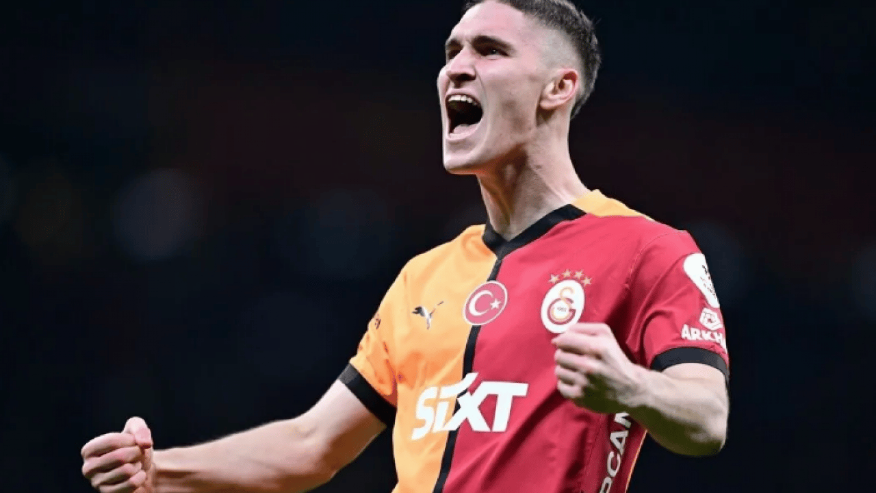 O mevki iflas etmek üzere iken... Okan Buruk imdat çekicini buldu! Bu kez de sol bekte!