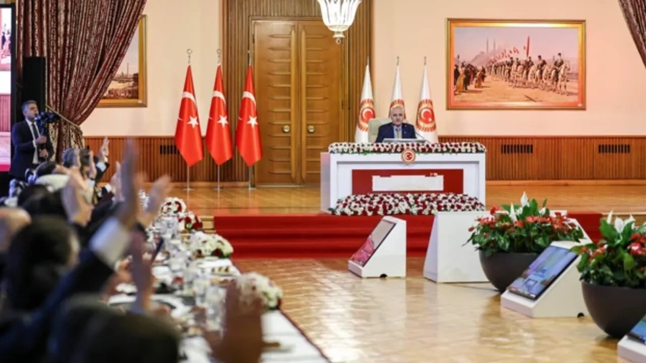 Foto - O partide beklenmedik "İmralı" çatlağı: Kurucusu istifa etti