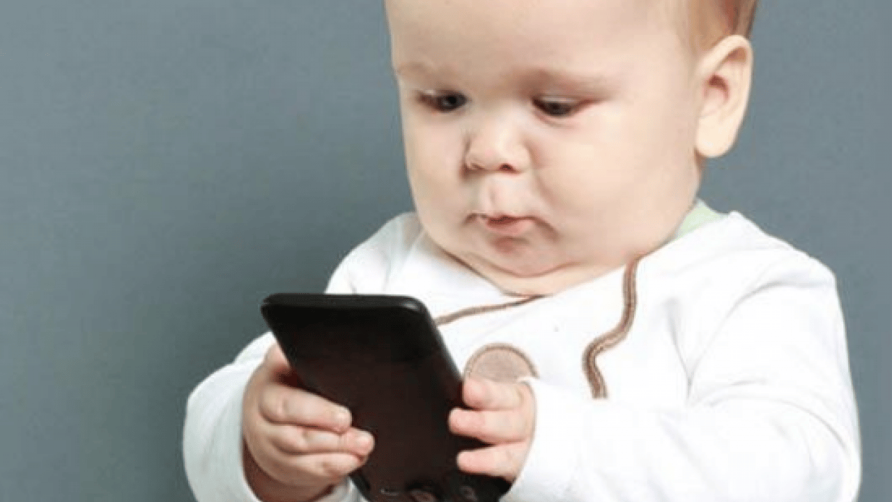 Foto - O sorunlar çocuklarda artıyor! Ekranla büyüyen çocukları bekleyen büyük tehlike, ilgi artıyor