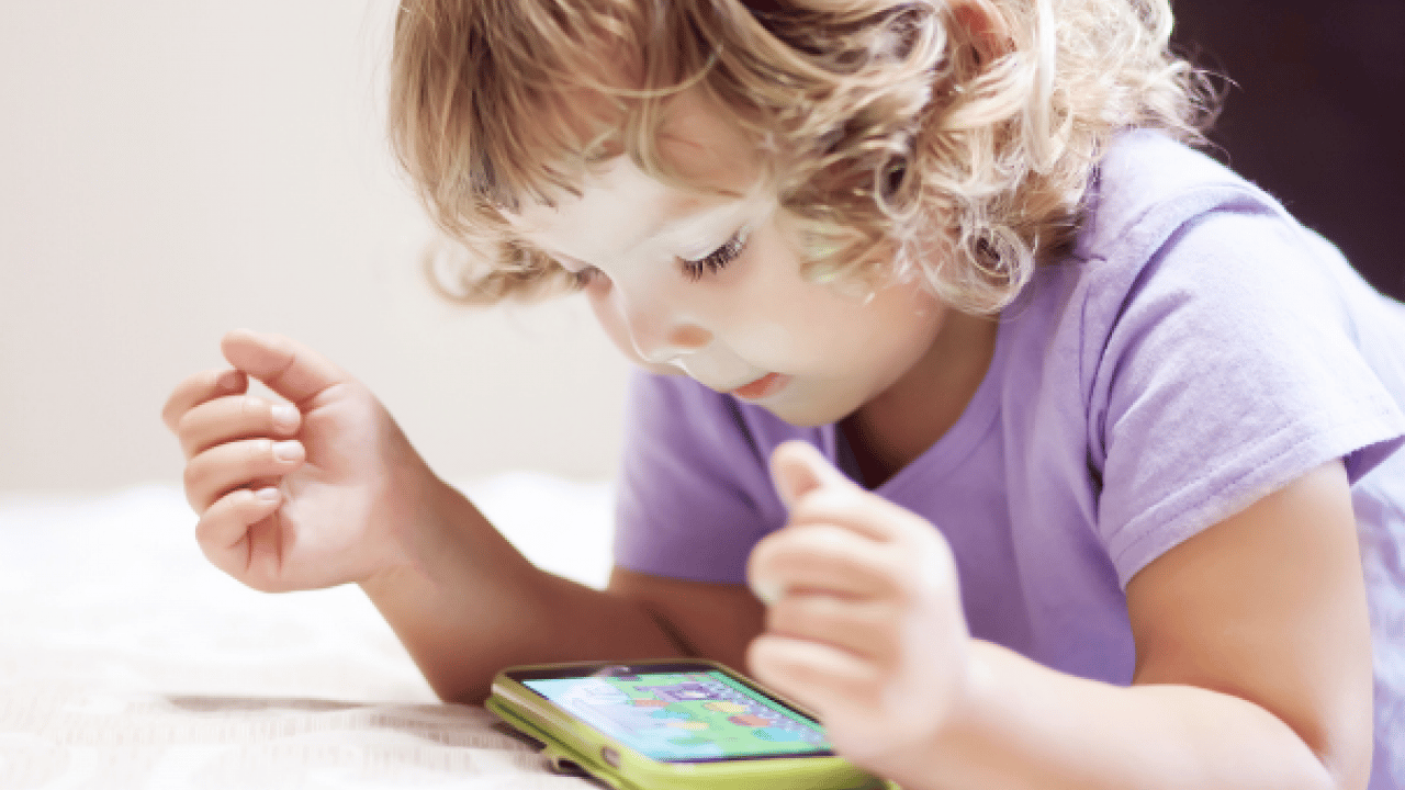 O sorunlar çocuklarda artıyor! Ekranla büyüyen çocukları bekleyen büyük tehlike, ilgi artıyor