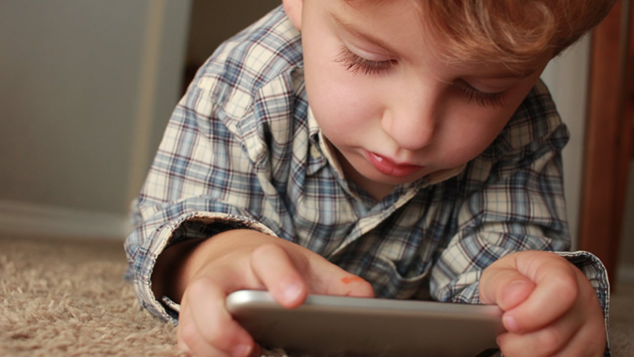 Foto - O sorunlar çocuklarda artıyor! Ekranla büyüyen çocukları bekleyen büyük tehlike, ilgi artıyor