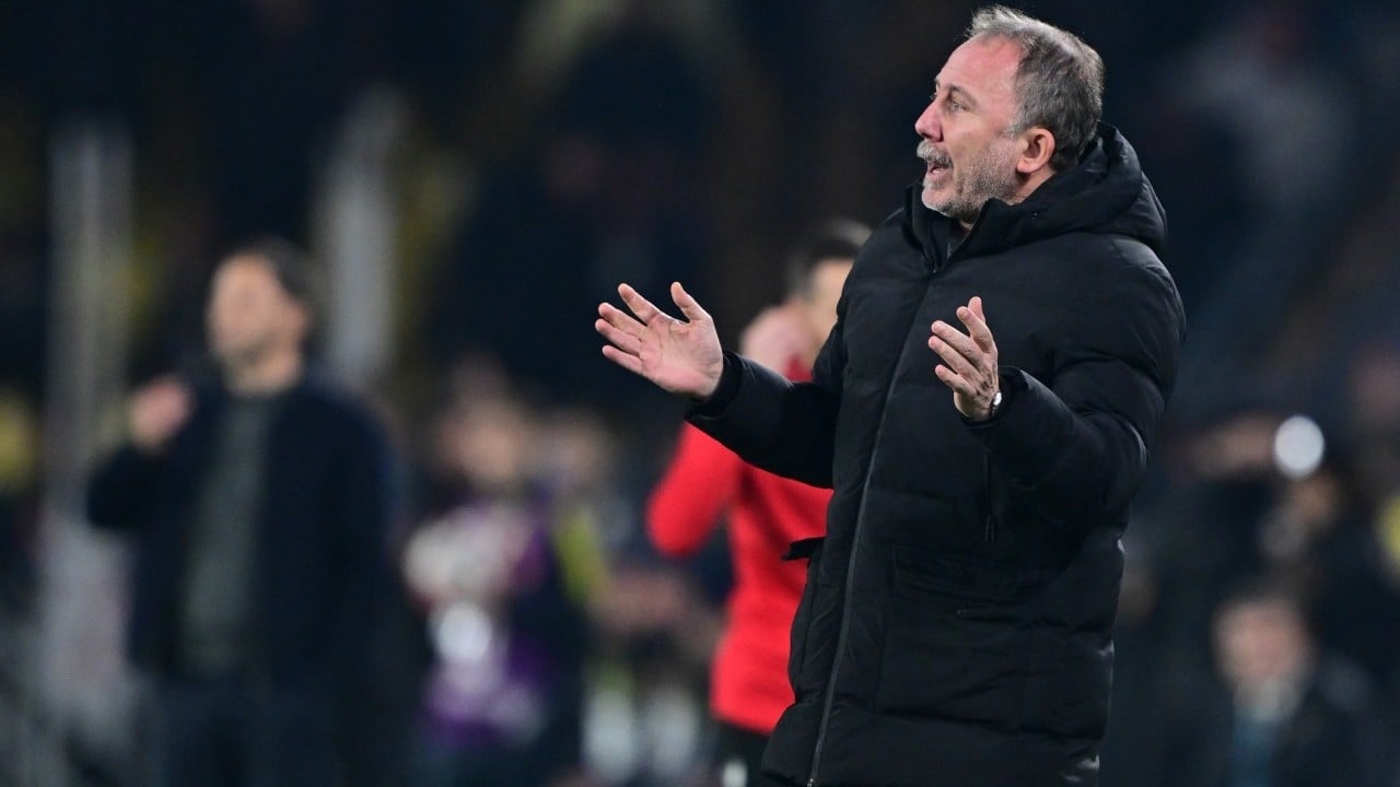 Foto - O transferlerle ilgili flaş çıkış! Tam 23 futbolcu! Sergen Yalçın bir daha hiçbirini görmek istemiyor! O çıkışı...