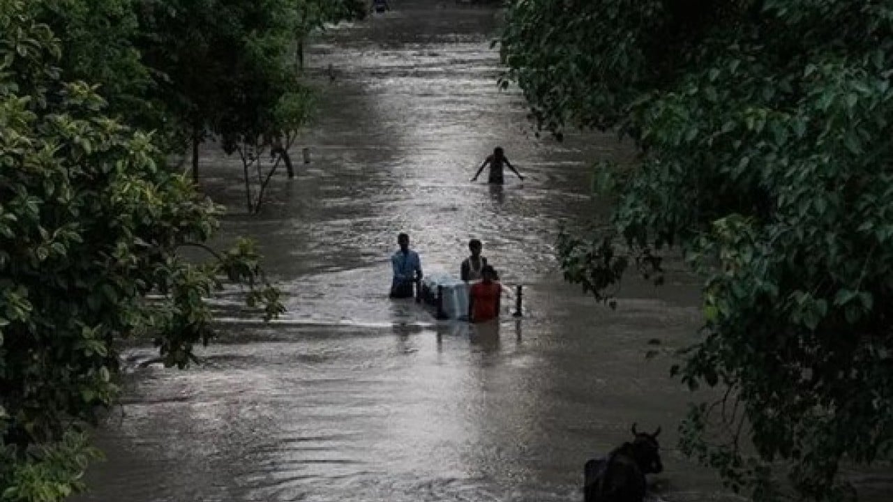 Foto - O ülkede muson yağmurları felaket getirdi! 19 kişi öldü