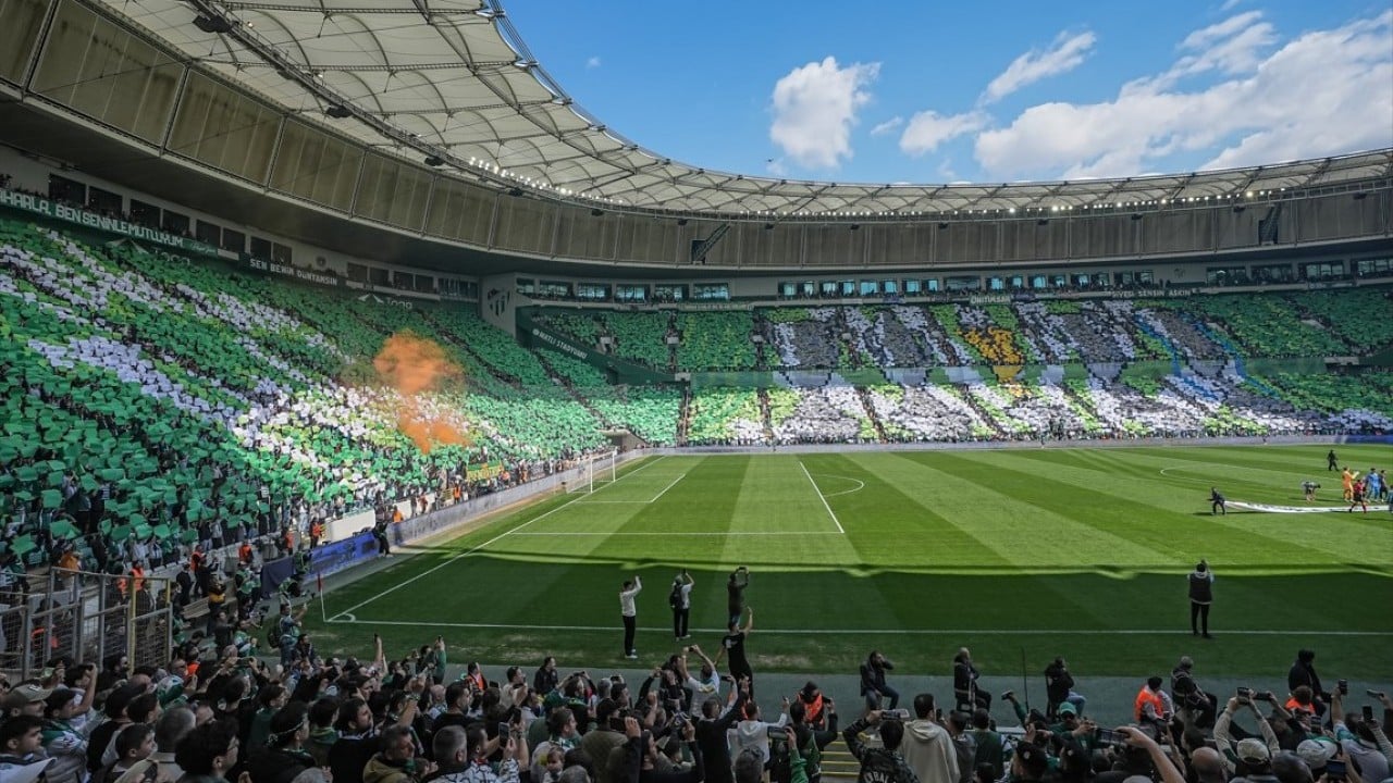 Foto - O ünvan sadece Bursaspor’da! Futbolda bir ilki başardılar