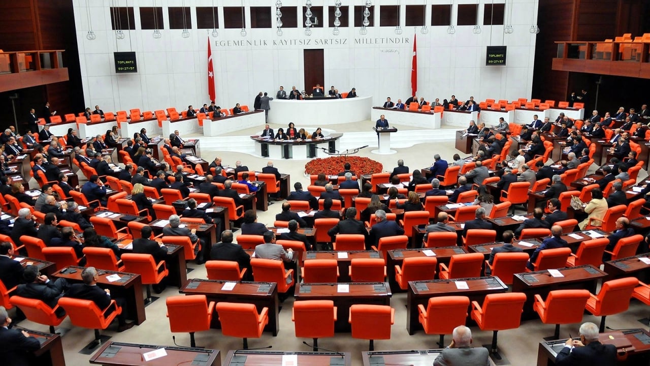 Foto - O yapılarda elektrik, su ve doğalgaz tamamen kesiliyor!Kurallara uymayan ev sahiplerine 100 bin TL ceza şoku