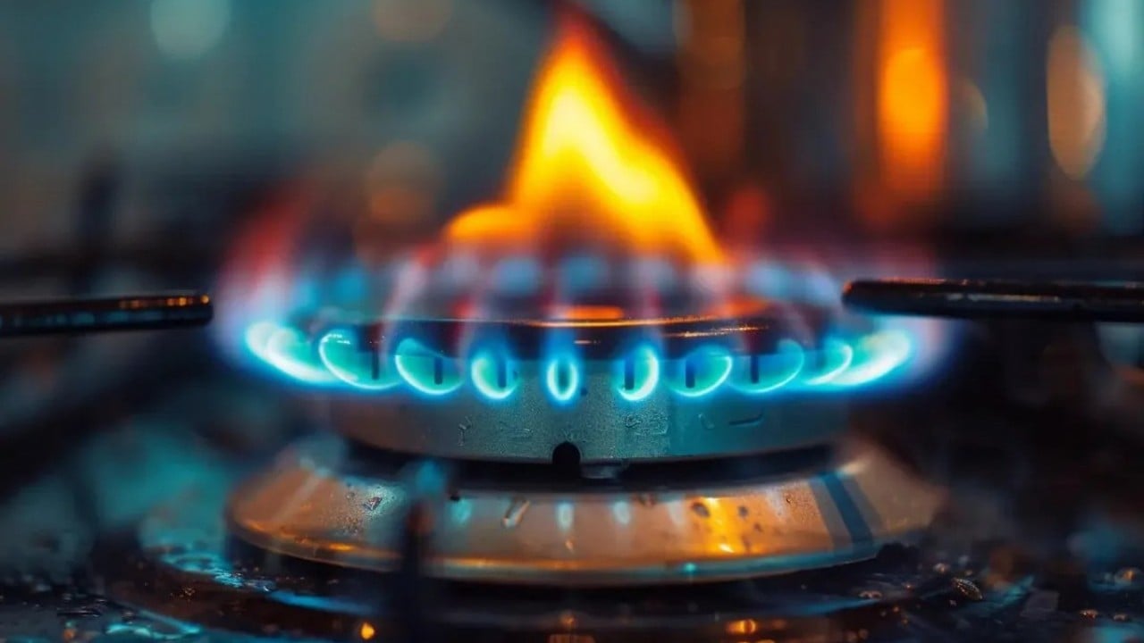 Foto - Ocak gözüne 1 lira koyunca bakın ne oluyor! Kimse bilmiyor ama faturayı düşürdüğü ortaya çıktı