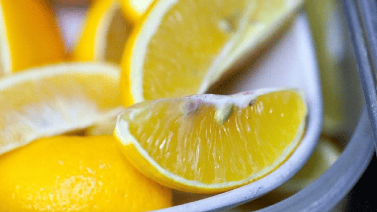 Foto - Oda spreyi kullanmaya gerek yok! Mutfağa sinen balık kokusunu gideren yöntem