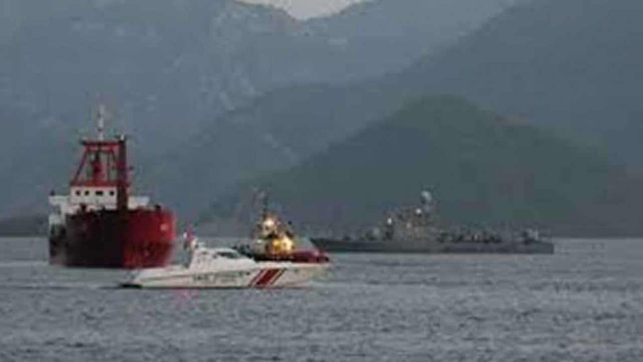 Foto - Ödleri koptu: Türk savaş gemisinin müdahalesine maruz kaldık, gemiyi geri çektik