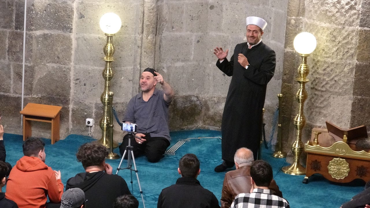 Foto - Öğrenciler tarihi mirası yaşayarak öğreniyor! 4 yılda 100 cami gezdiler