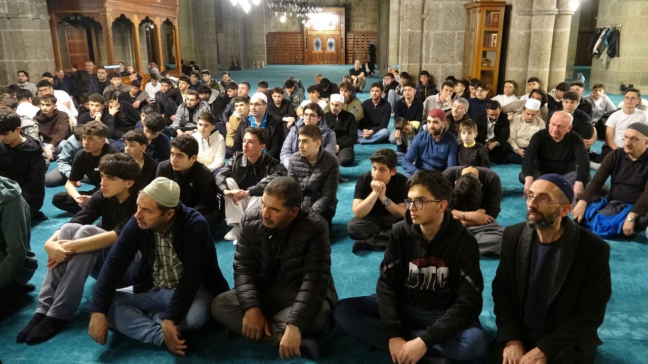 Foto - Öğrenciler tarihi mirası yaşayarak öğreniyor! 4 yılda 100 cami gezdiler