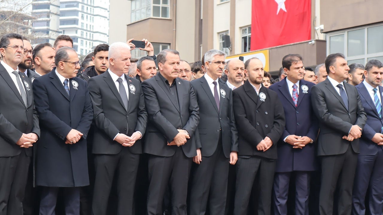 Foto - Öğrencisi tarafından öldürülen Fatma Nur öğretmen böyle uğurlandı