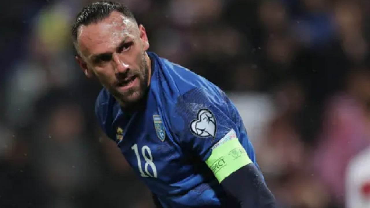Foto - Okan Buruk, 1 sezonda 17 gol atan ismi bizzat aradı! Galatasaray'dan transferde ilk bomba