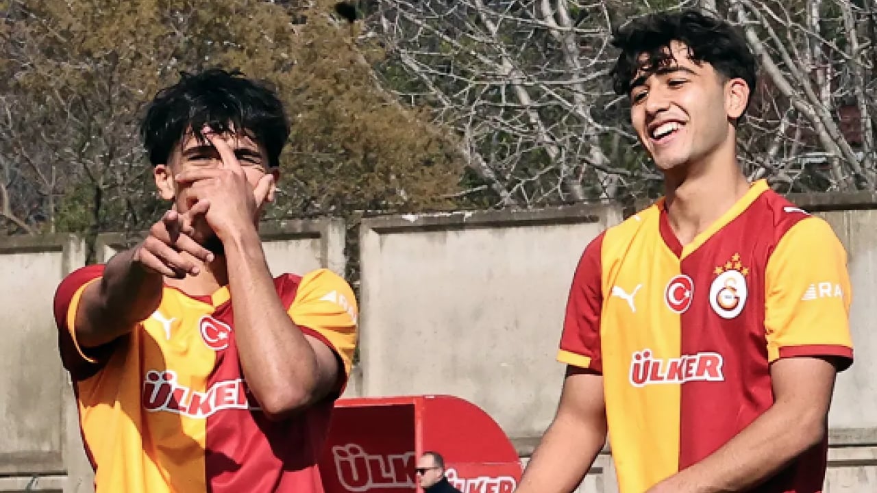 Foto - Okan Buruk gözden çıkardı bile: Can Armando Bursaspor'a gitmek üzere: Kiralama yolu