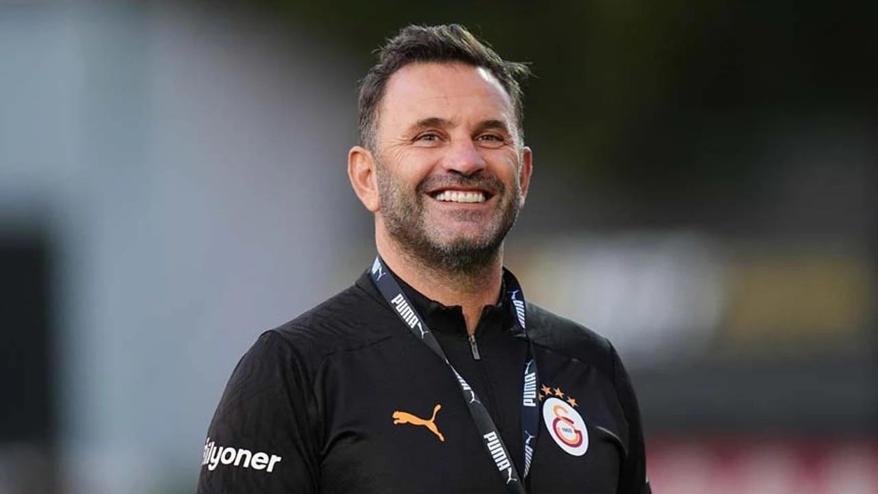 Foto - Okan Buruk imzayı atıyor!