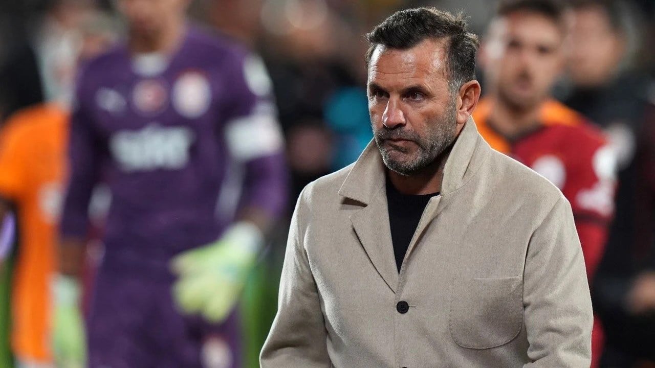 Foto - Okan Buruk imzayı atıyor!