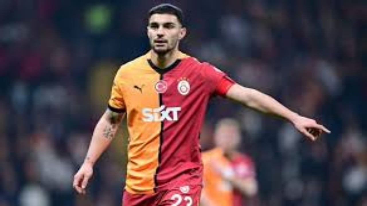 Foto - Okan Buruk kimsenin gözünün yaşına bakmıyor! Bir ismin daha kalemini kırdı! Yeni takımı olay oldu