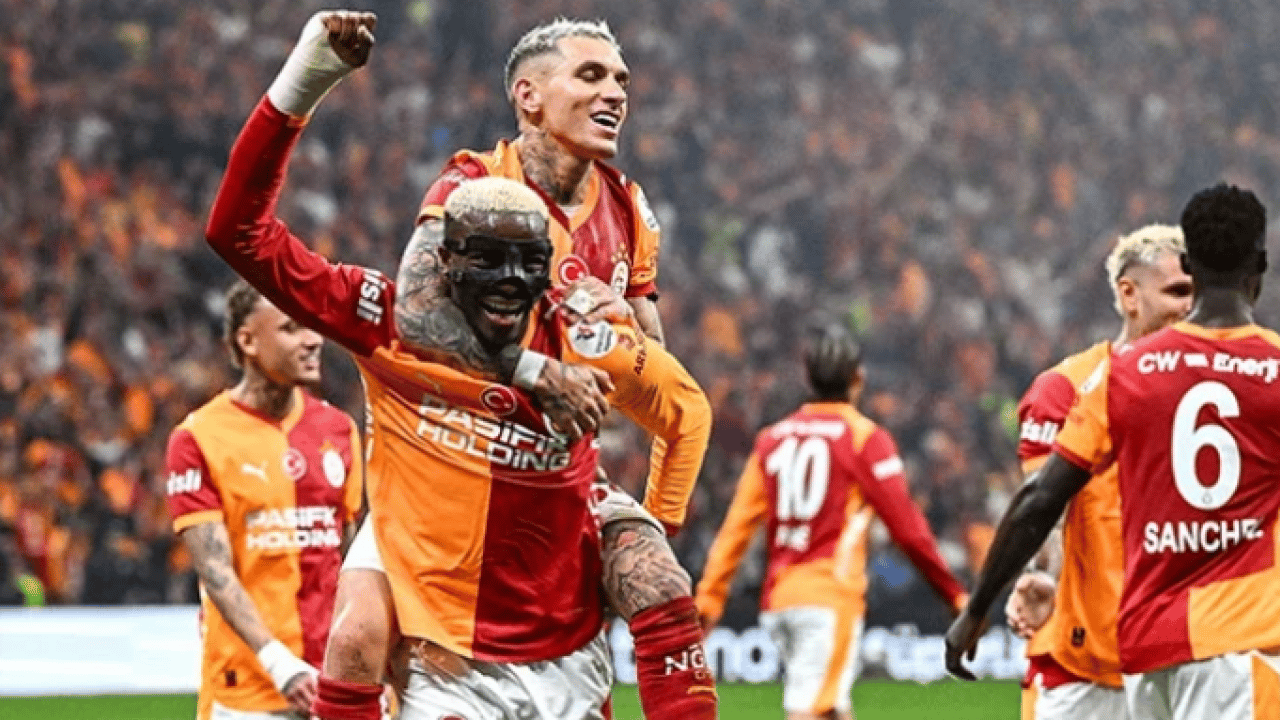 Foto - Okan Buruk’lu Galatasaray durdurulamıyor: Tarih üstüne tarih yazmaya devam