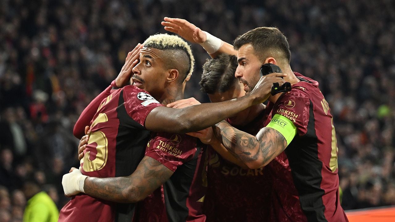 Foto - Okan Buruk'tan iki büyük sürpriz birden! Galatasaray-Gençlerbirliği maçının ilk 11'i belli oldu! 