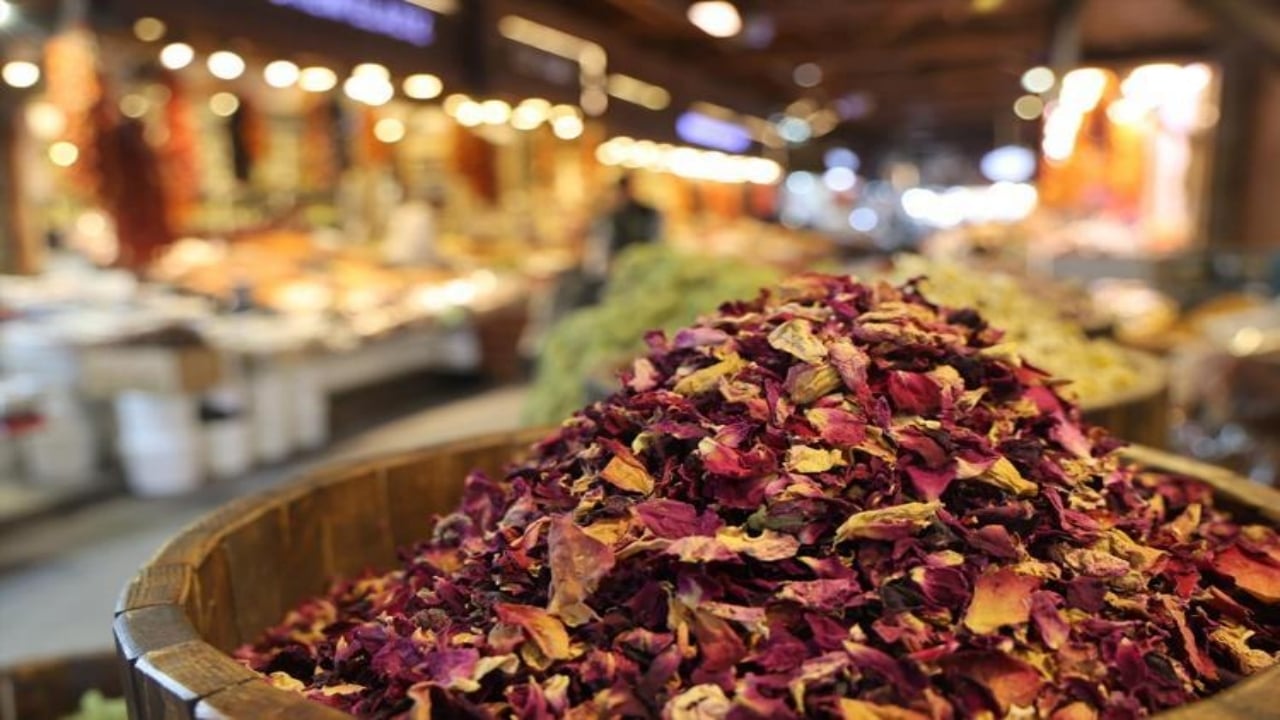 Öksürük, balgam ve hırıltının kökünü kurutuyor! İşte 43 yıllık aktardan bağışıklığı uçuran şifa karışımı