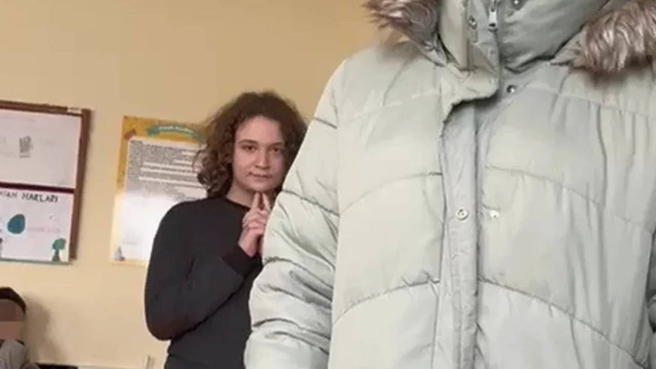 Foto - Okul baskınında kan donduran plan: Merdiven altına cephanelik gizlemiş! 