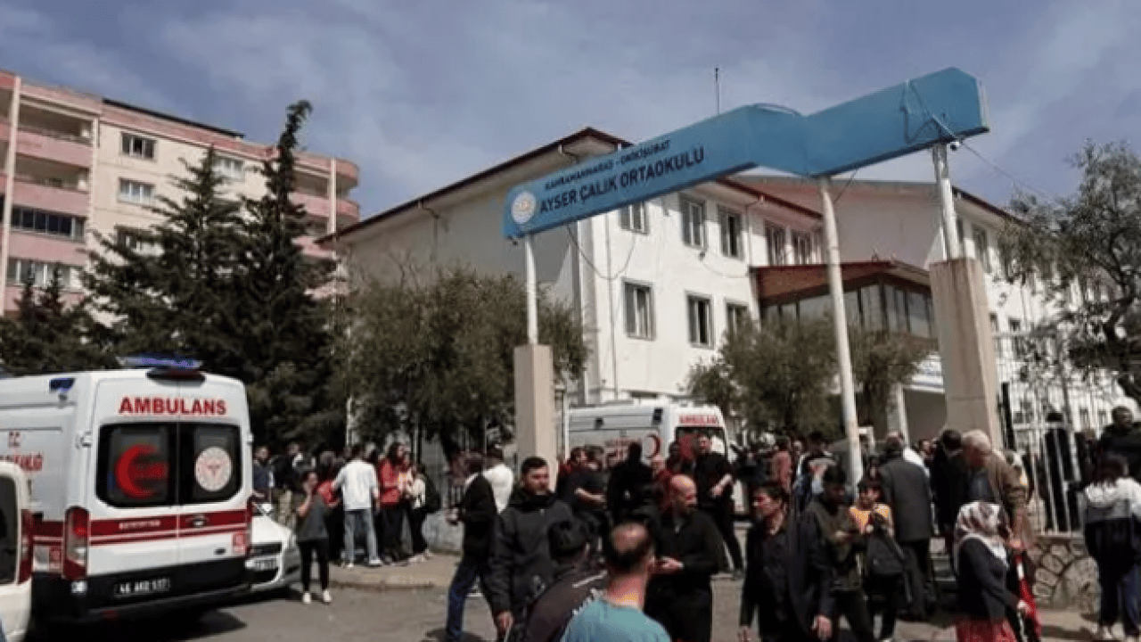 Foto - Okul saldırısı sonrası uyardı: ''Anne-babalar hemen bunu yapın''