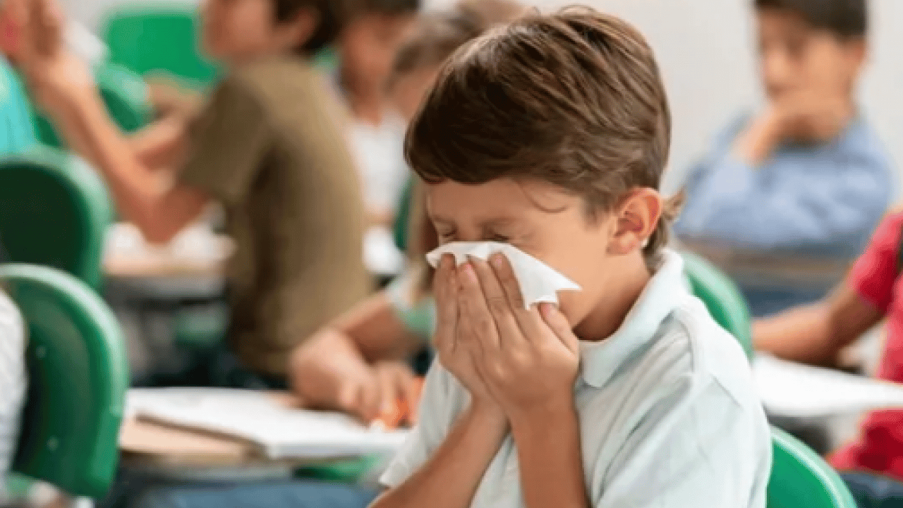 Okullarda hızla yayılmaya başladı! Hastanelerde doluluk oranı zirve yaptı