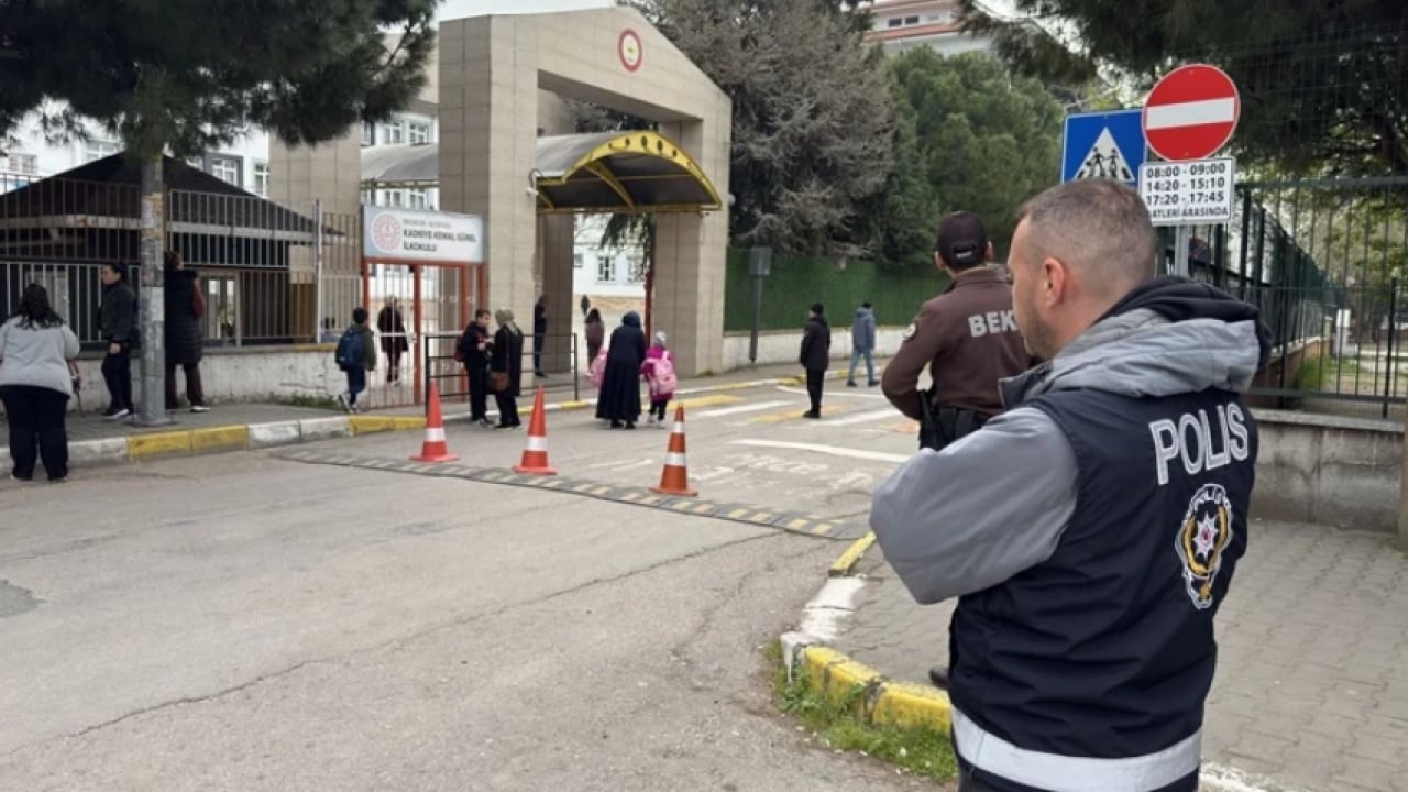 Foto - Okullara yeni tedbirler geliyor! Artık okula girişler...