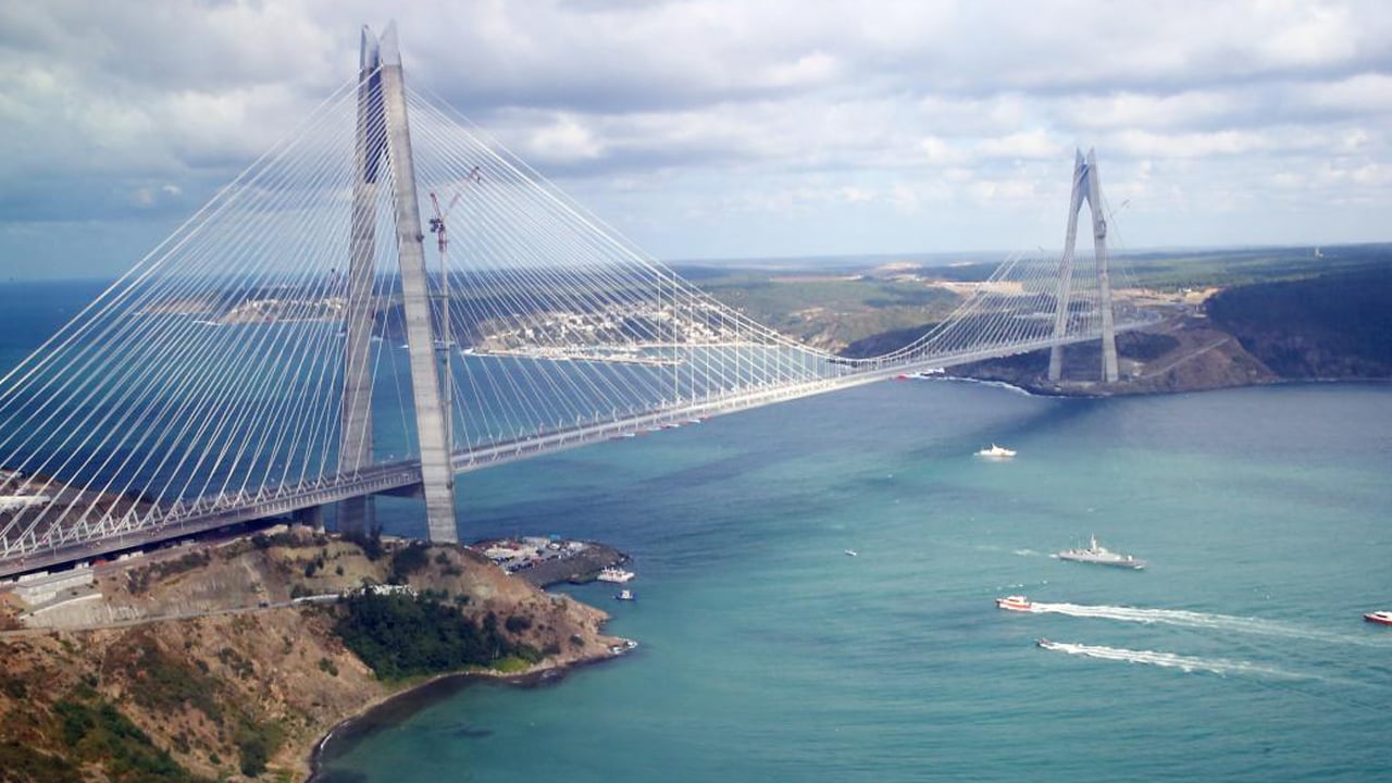 Foto - Olası büyük depremde şehrin güvenli çıkışı sadece bu köprüden sağlanacak! İstanbul’un stratejik gücü!