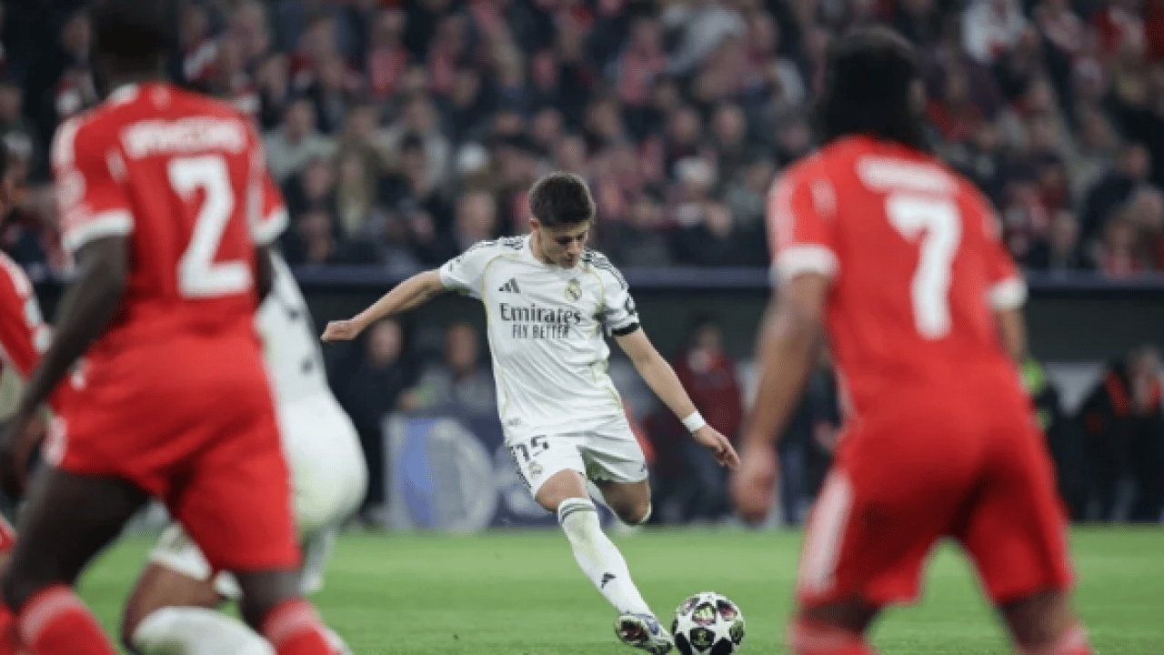 Foto - Olay görüntü: Arda Güler fena dile düşürdü! Dünya tarih yazdığı Bayern maçındaki bu kareyi konuşuyor